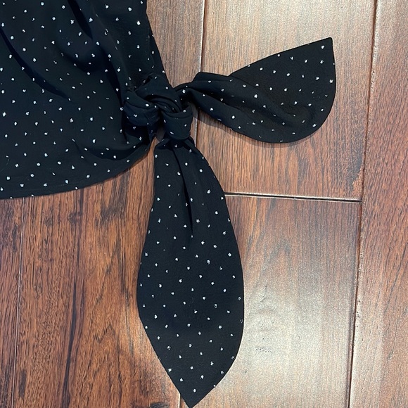 MICHAEL KORS black & silver dressy top, sz M - Picture 7 of 7